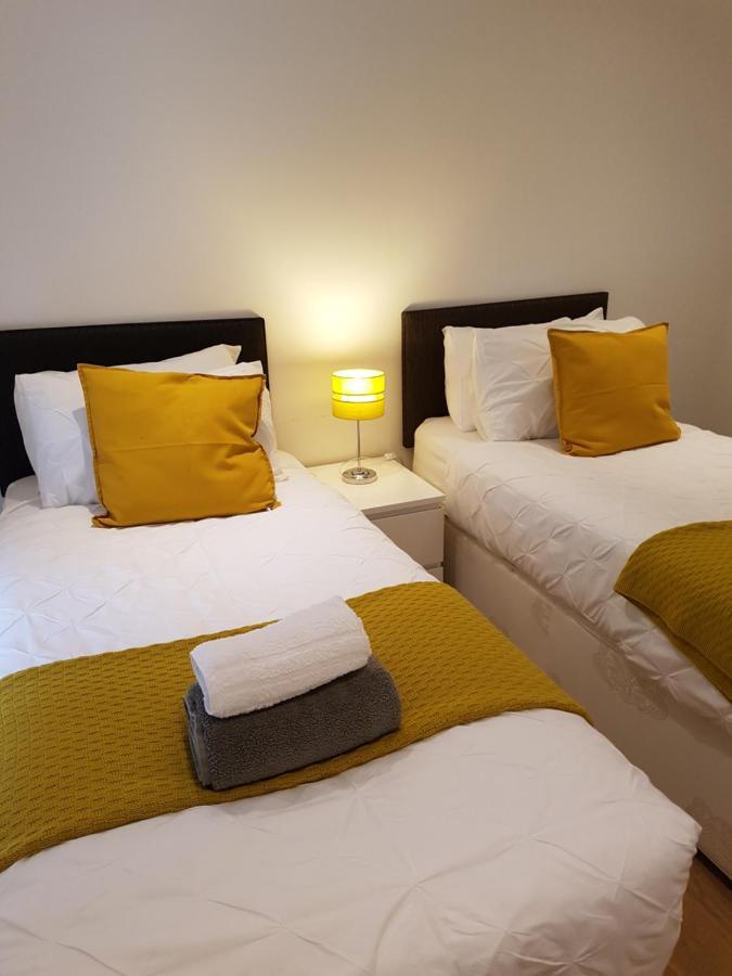 Ekhaya Three Apartment Manchester Ngoại thất bức ảnh