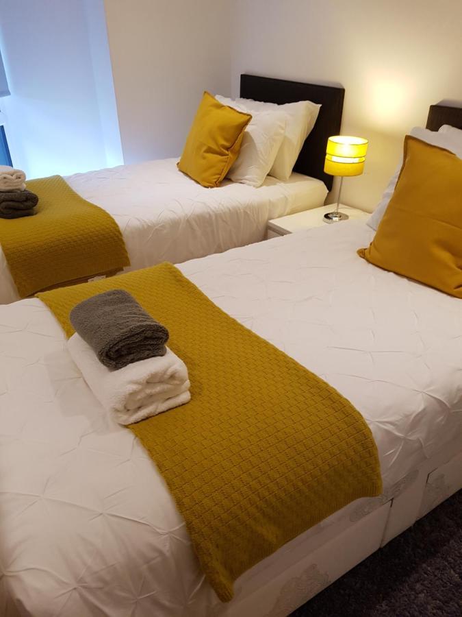 Ekhaya Three Apartment Manchester Ngoại thất bức ảnh