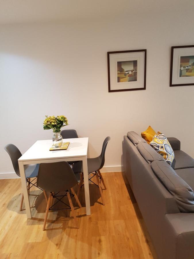 Ekhaya Three Apartment Manchester Ngoại thất bức ảnh