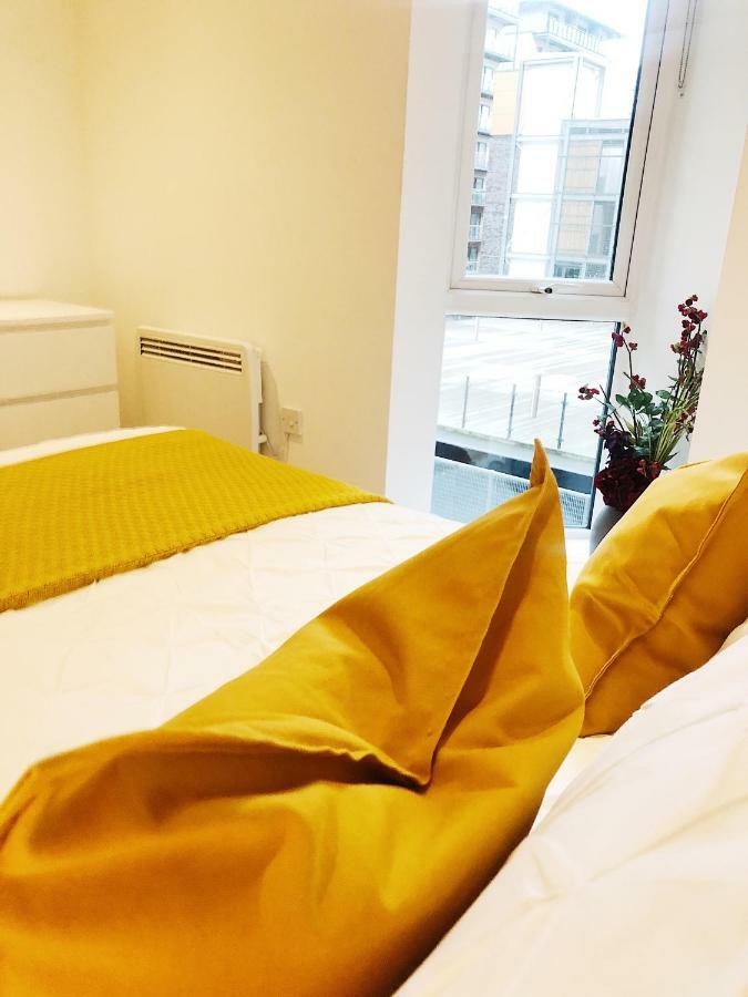 Ekhaya Three Apartment Manchester Ngoại thất bức ảnh