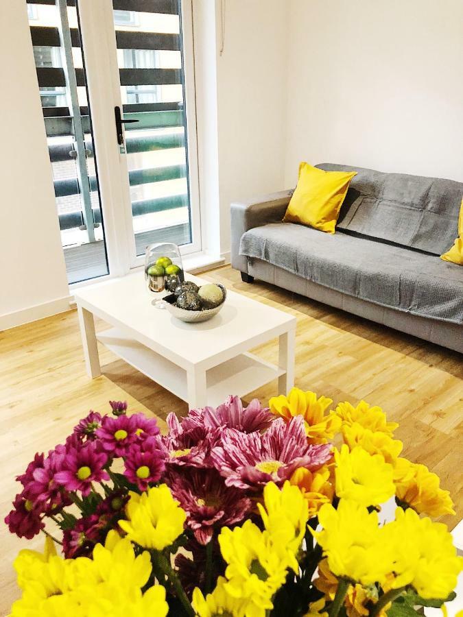 Ekhaya Three Apartment Manchester Ngoại thất bức ảnh