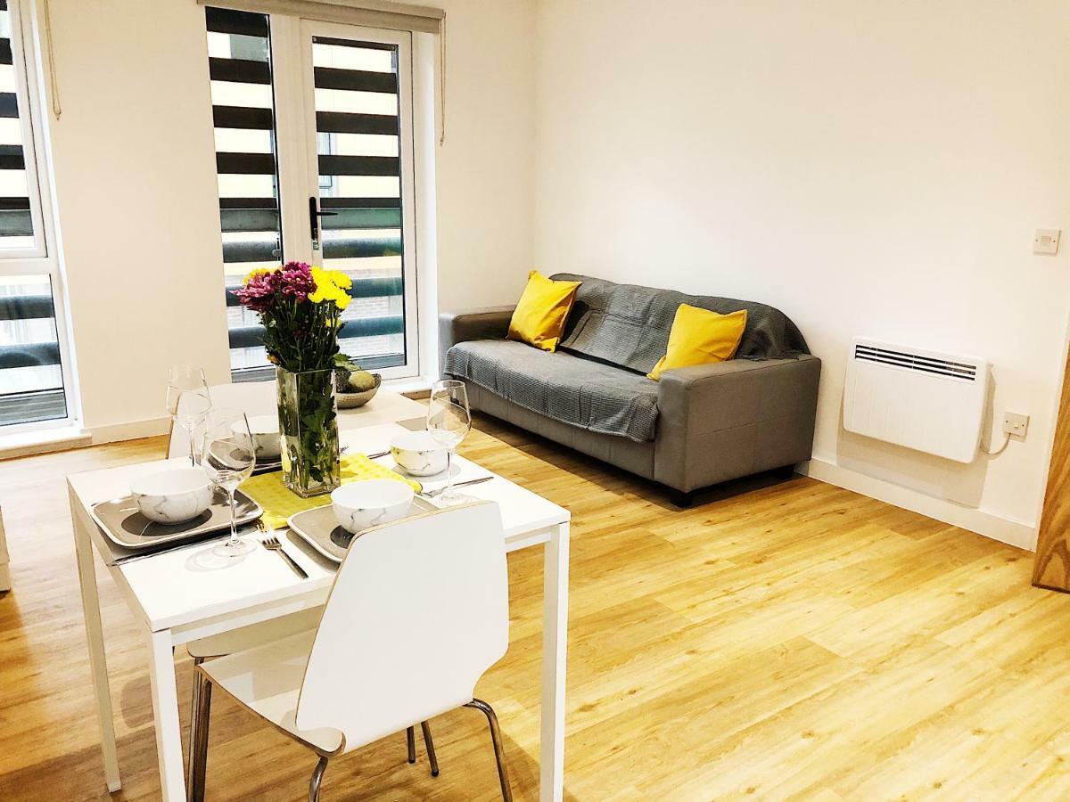 Ekhaya Three Apartment Manchester Ngoại thất bức ảnh